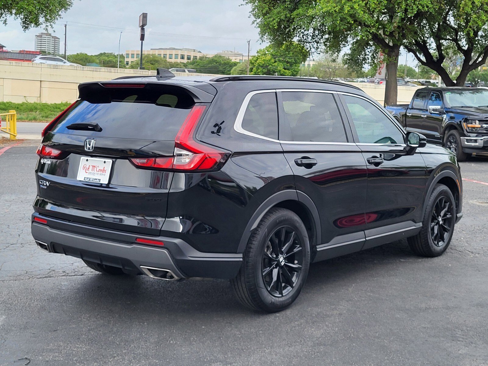 Used 2025 Honda CR-V Sport image 4