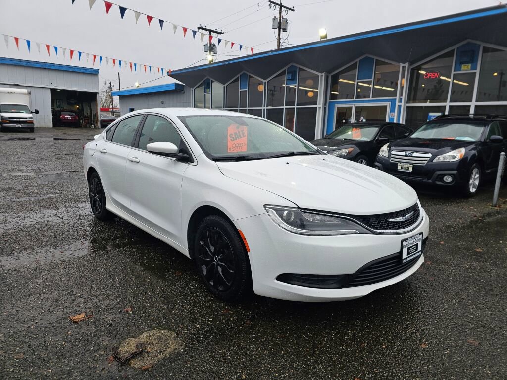 Used 2016 Chrysler 200 LX image 1
