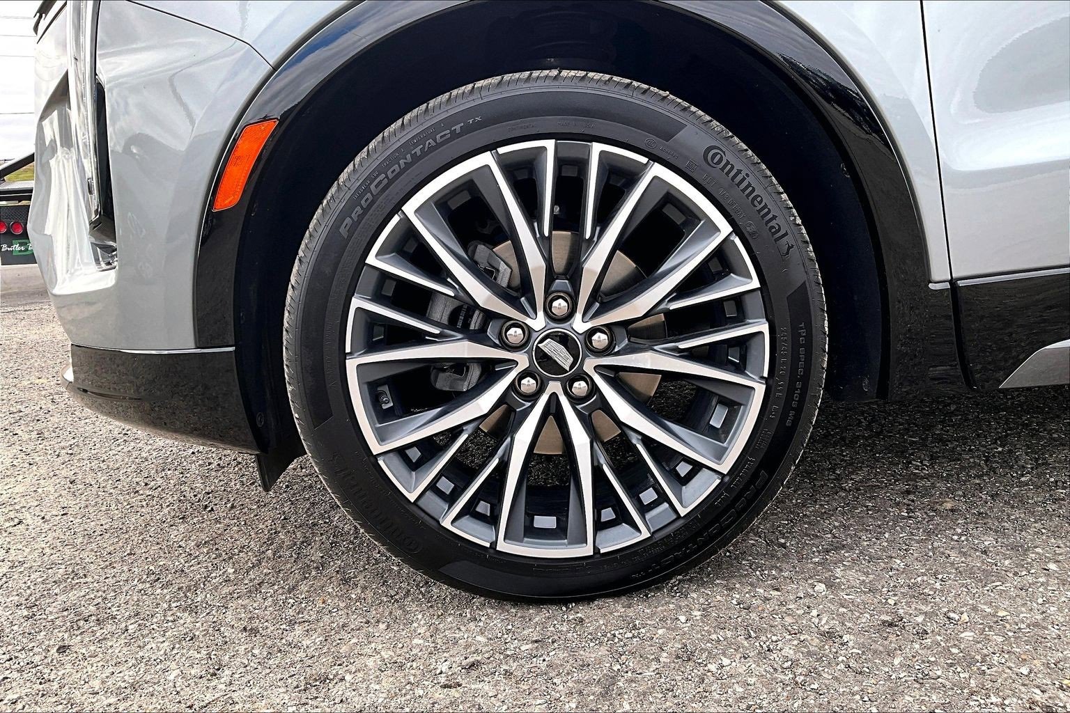 Used 2024 Cadillac XT4 Sport image 8