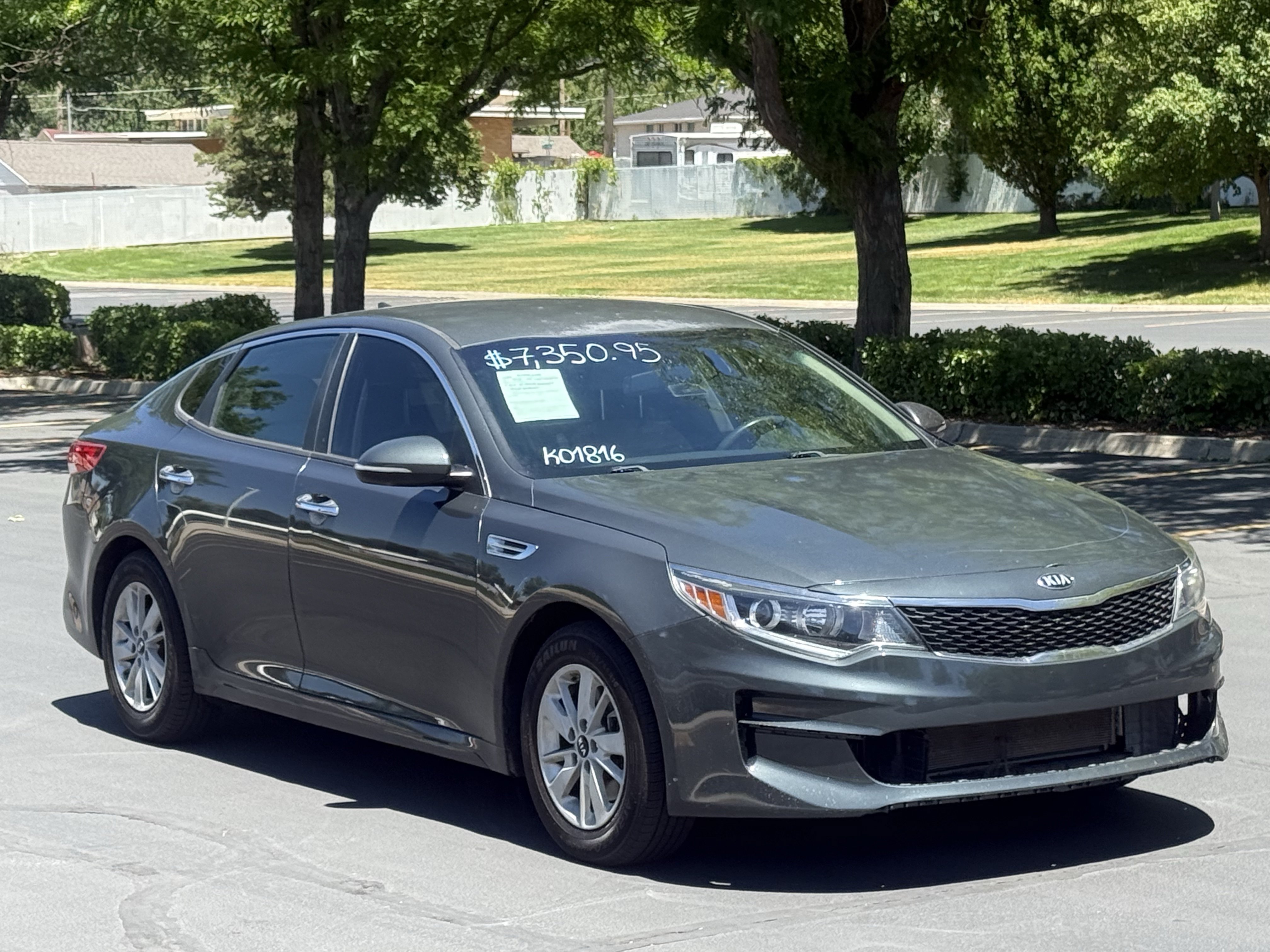 Used 2016 Kia Optima LX FWD image 2