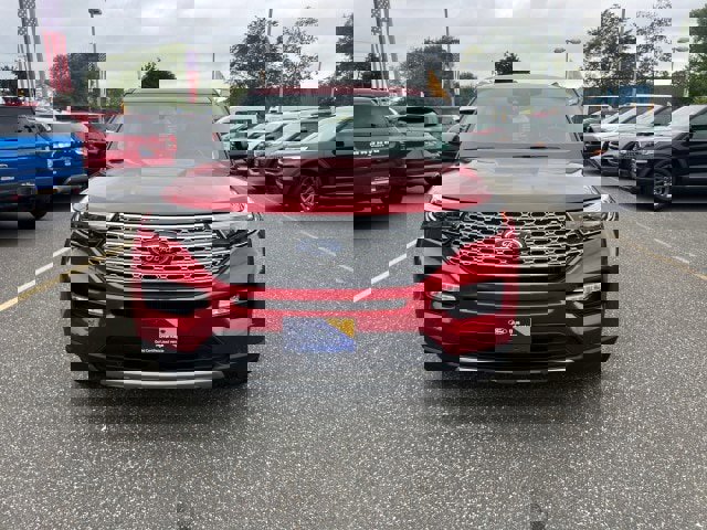 Certified 2022 Ford Explorer Limited w/ Equipment Group 301A image 37