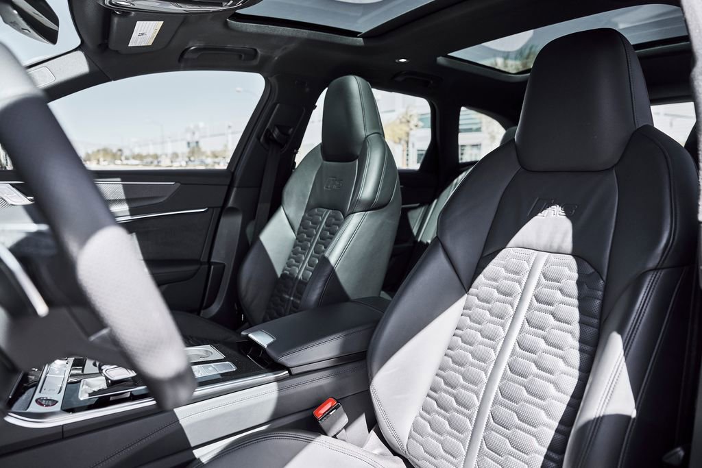 Used 2022 Audi RS 6 image 53