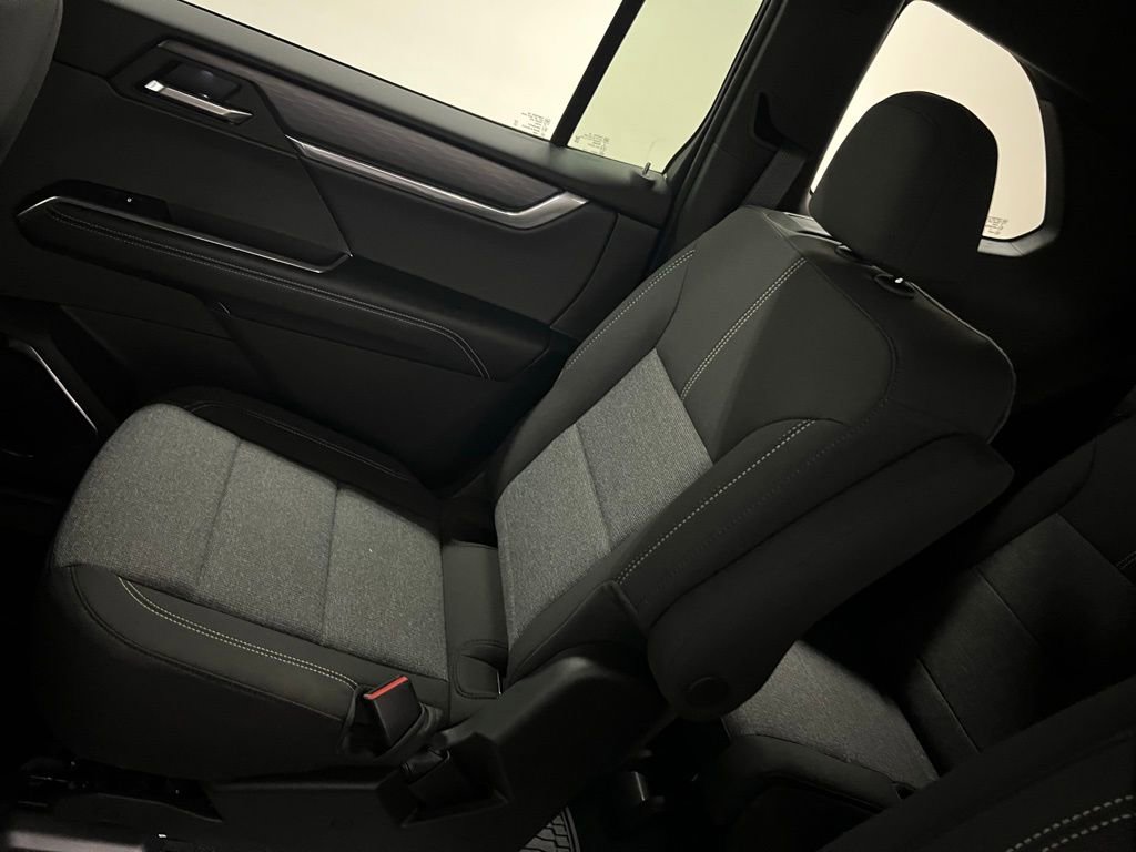 New 2026 GMC Acadia Elevation w/ LPO, Floor Liner Package image 24
