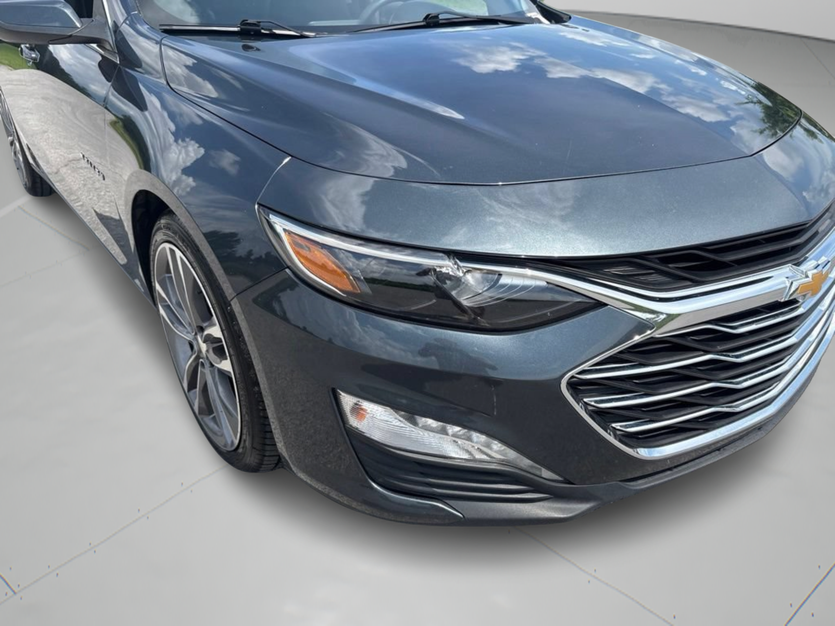 Used 2021 Chevrolet Malibu LT FWD image 26
