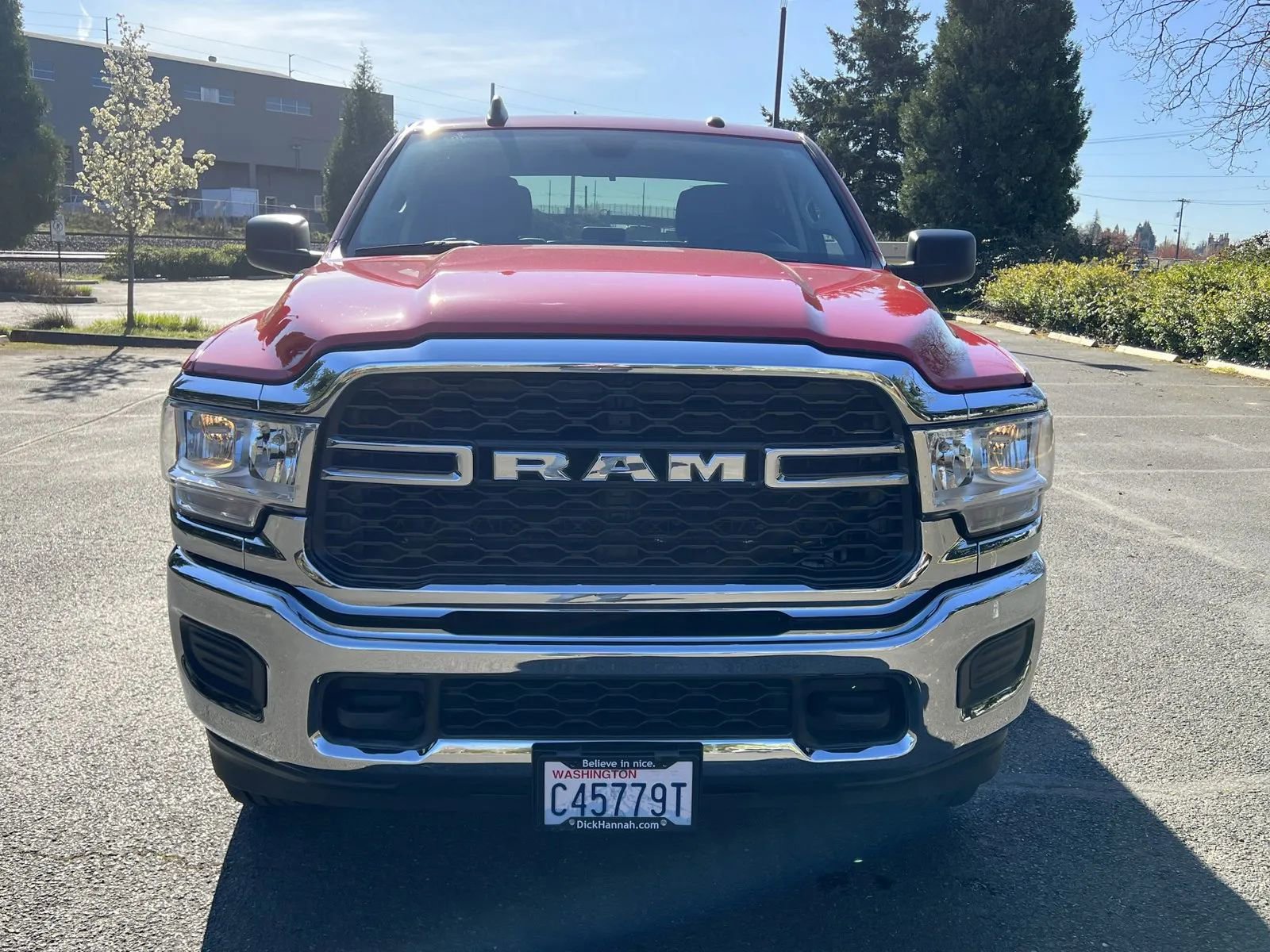 Used 2019 RAM 2500 Tradesman w/ Chrome Appearance Group image 9
