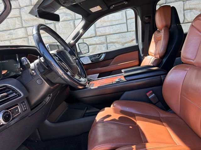 Used 2021 Lincoln Navigator Reserve AWD/4WD image 8