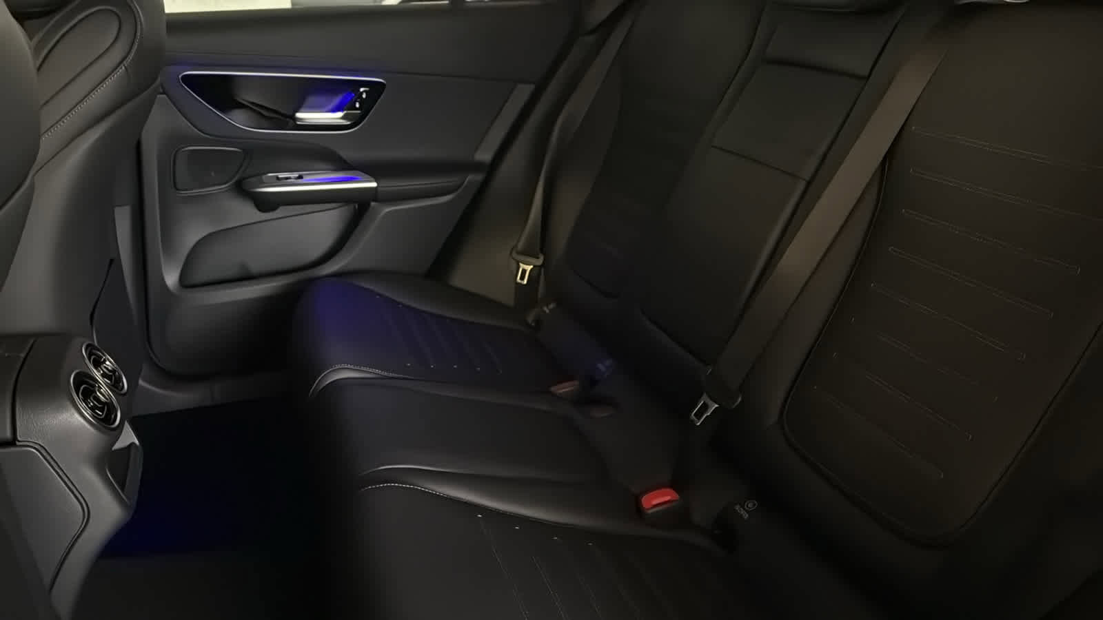 New 2026 Mercedes-Benz GLC 43 AMG 4MATIC image 32