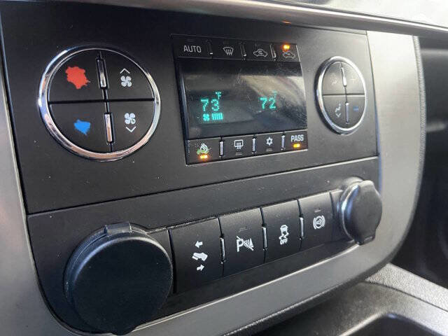 Used 2012 GMC Sierra 2500 SLT w/ SLT Convenience Package image 26