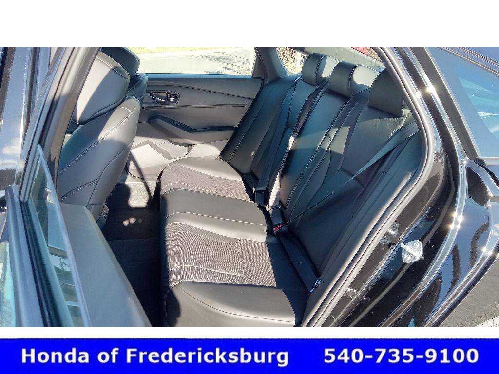 Certified 2025 Honda Accord Sport image 29