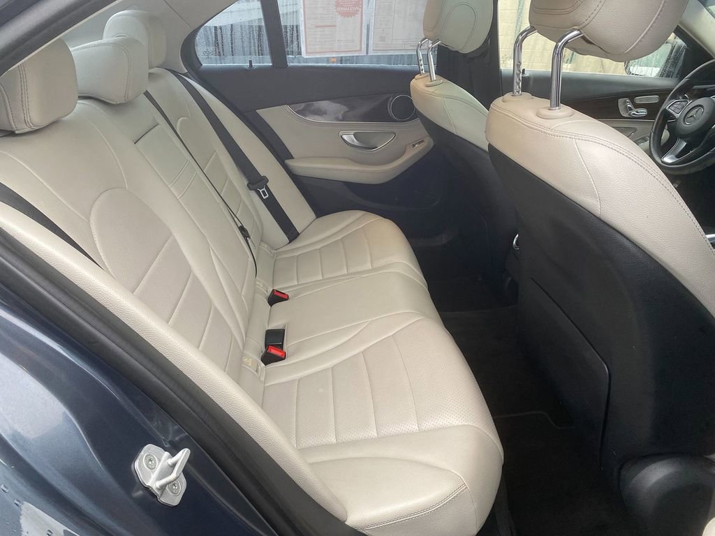 Used 2016 Mercedes-Benz C 300 4MATIC Sedan image 25