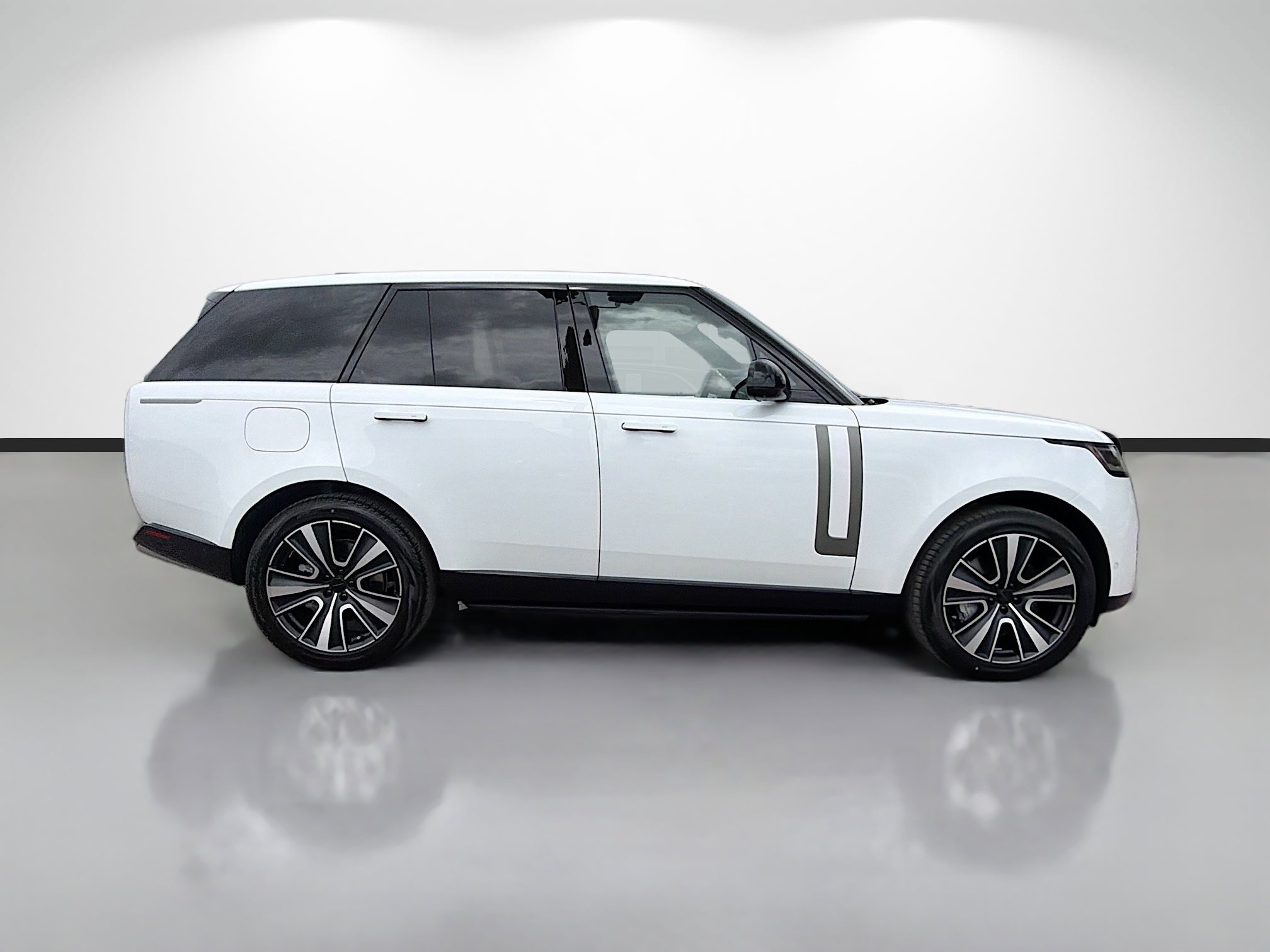 New 2026 Land Rover Range Rover SE AWD/4WD image 6