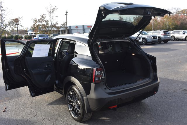 New 2026 Nissan Kicks SR w/ SR Premium Package image 16