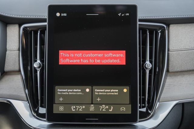 New 2026 Volvo XC90 T8 Plus w/ Protection Package Premier image 22