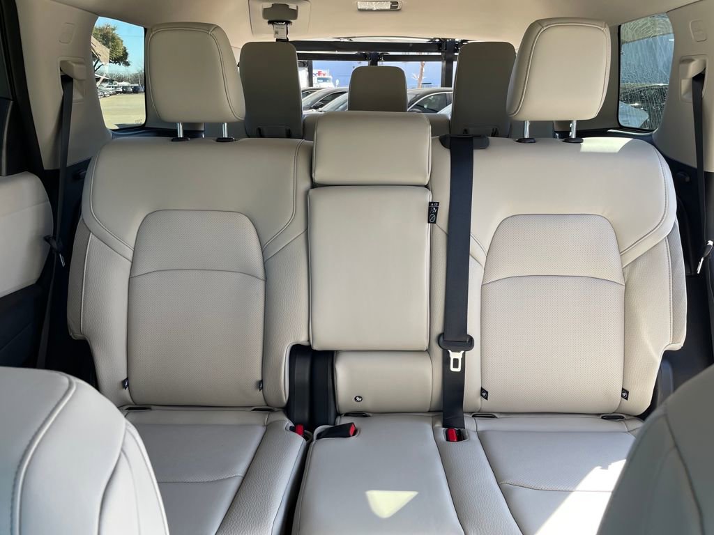New 2026 Nissan Pathfinder SL w/ Cargo Package FWD image 24