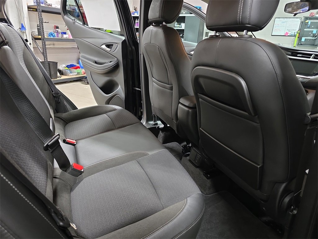 Used 2021 Buick Encore GX Select image 11