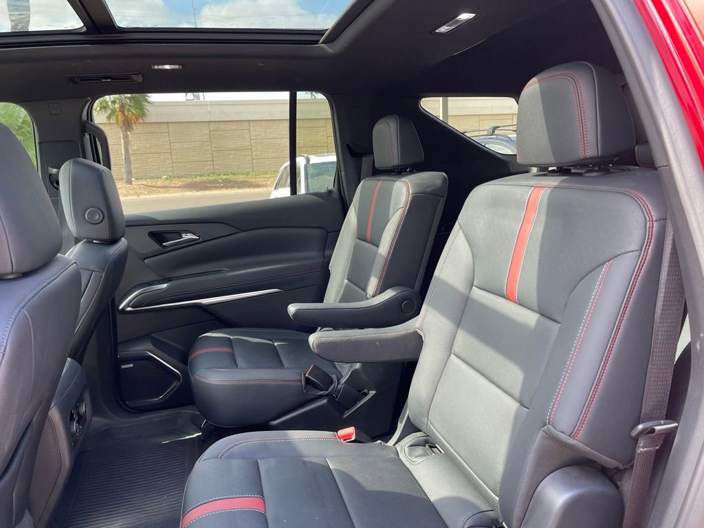 Used 2024 Chevrolet Traverse RS w/ LPO, Floor Liner Package image 16