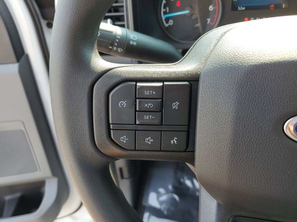 New 2025 Ford F350 4x4 Regular Cab Super Duty image 16