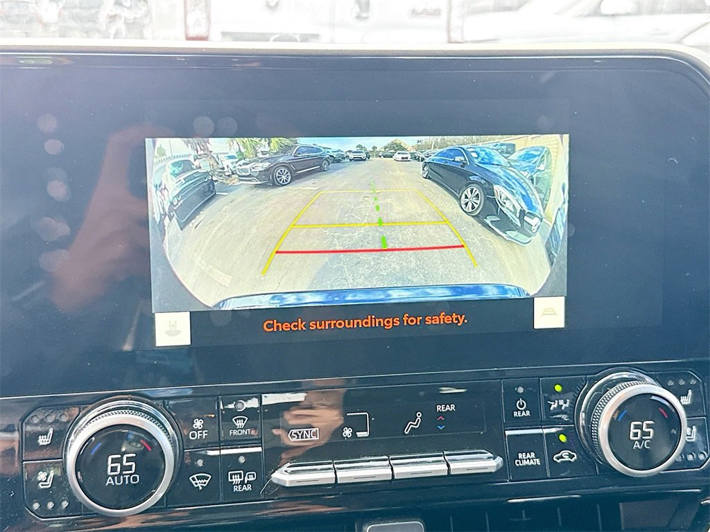 Used 2023 Toyota Highlander XLE image 15