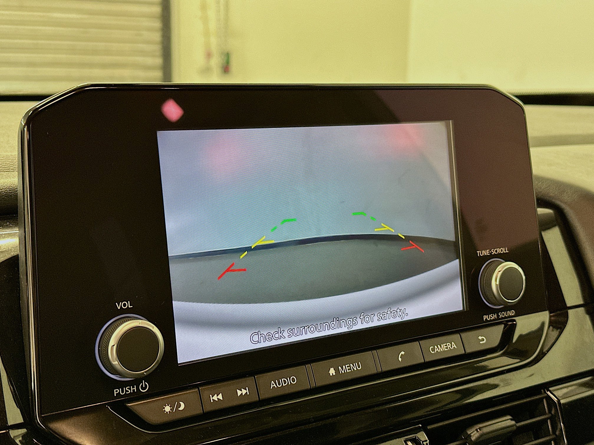 Used 2024 Nissan Pathfinder SV image 22