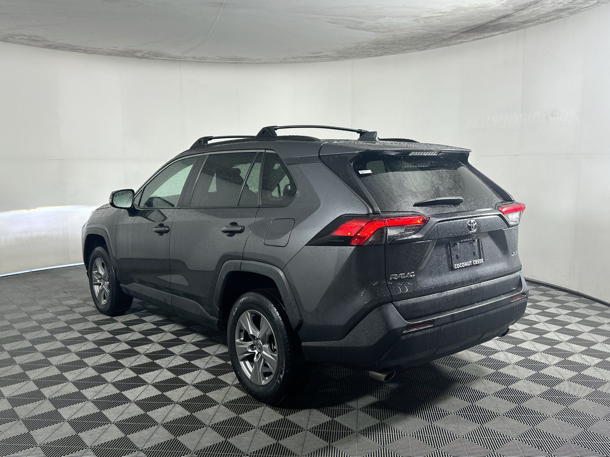 Certified 2023 Toyota RAV4 XLE w/ Convenience Package FWD image 5