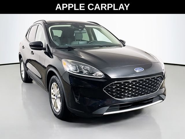 Used 2020 Ford Escape SE image 2