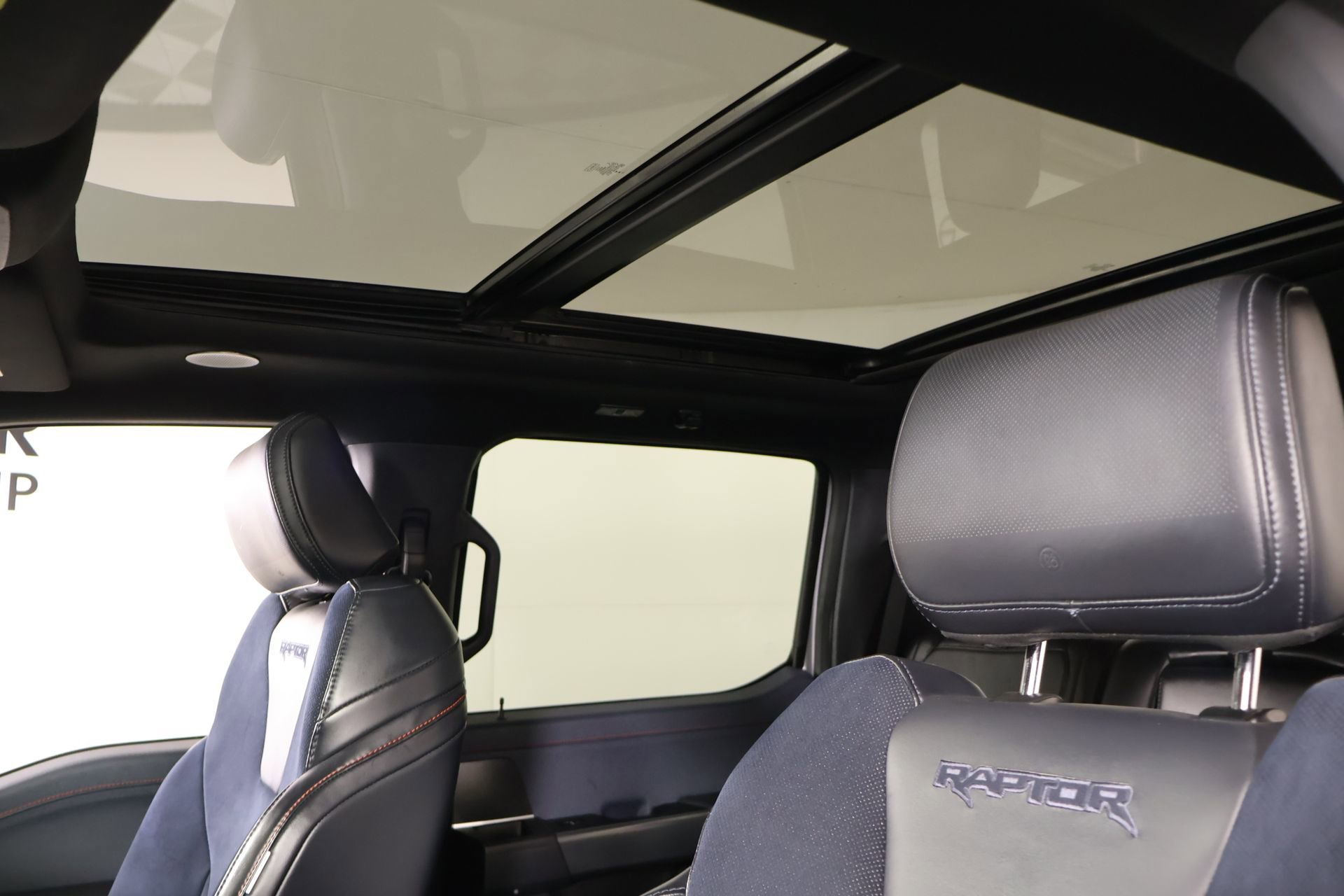 Used 2023 Ford F150 Raptor w/ Blue Interior Package AWD/4WD image 17