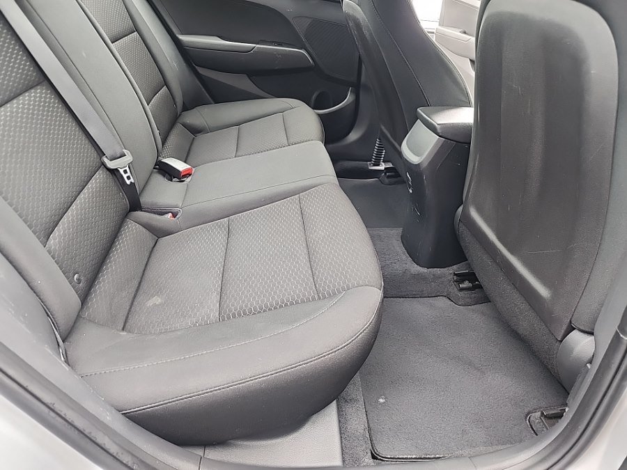 Used 2019 Hyundai Elantra SE w/ Cargo Package FWD image 37