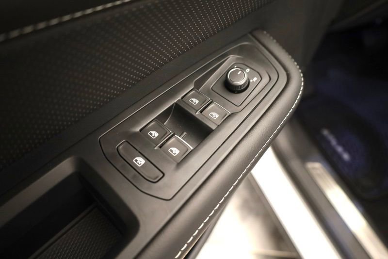 New 2026 Volkswagen Atlas SE image 10