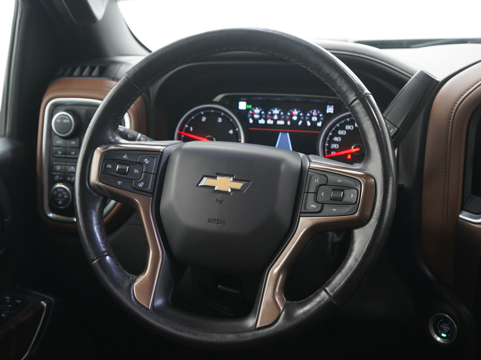 Used 2021 Chevrolet Silverado 2500 High Country w/ Safety Package II image 17