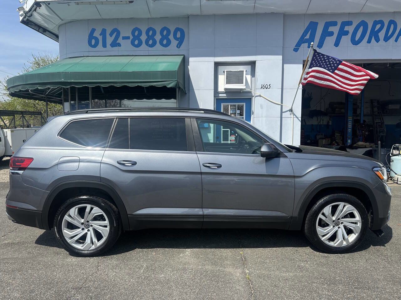 Used 2022 Volkswagen Atlas SE AWD/4WD image 5