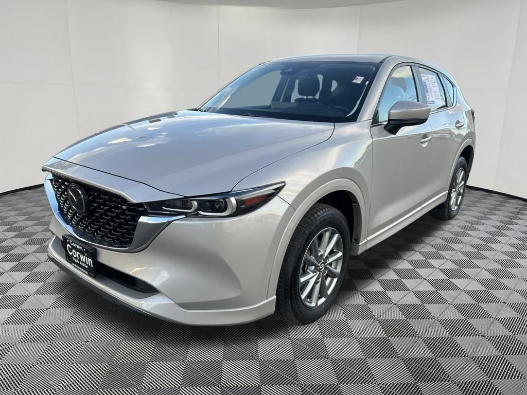 Used 2025 MAZDA CX-5 AWD 2.5 S w/ Select Package image 3