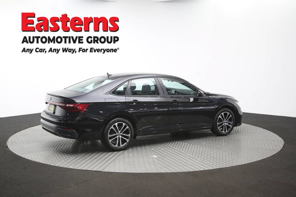 Used 2025 Volkswagen Jetta Sport FWD image 43