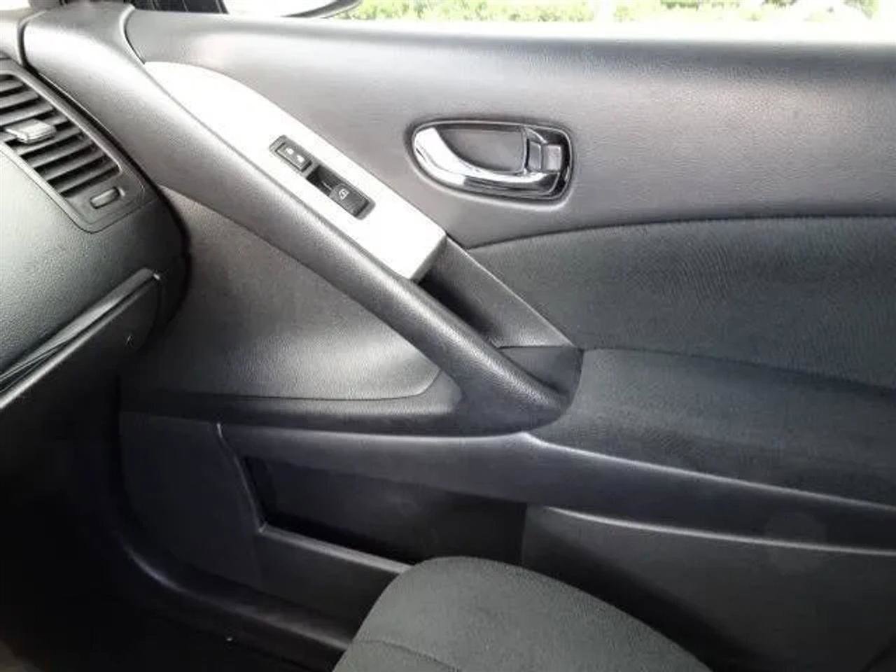 Used 2014 Nissan Murano S image 41