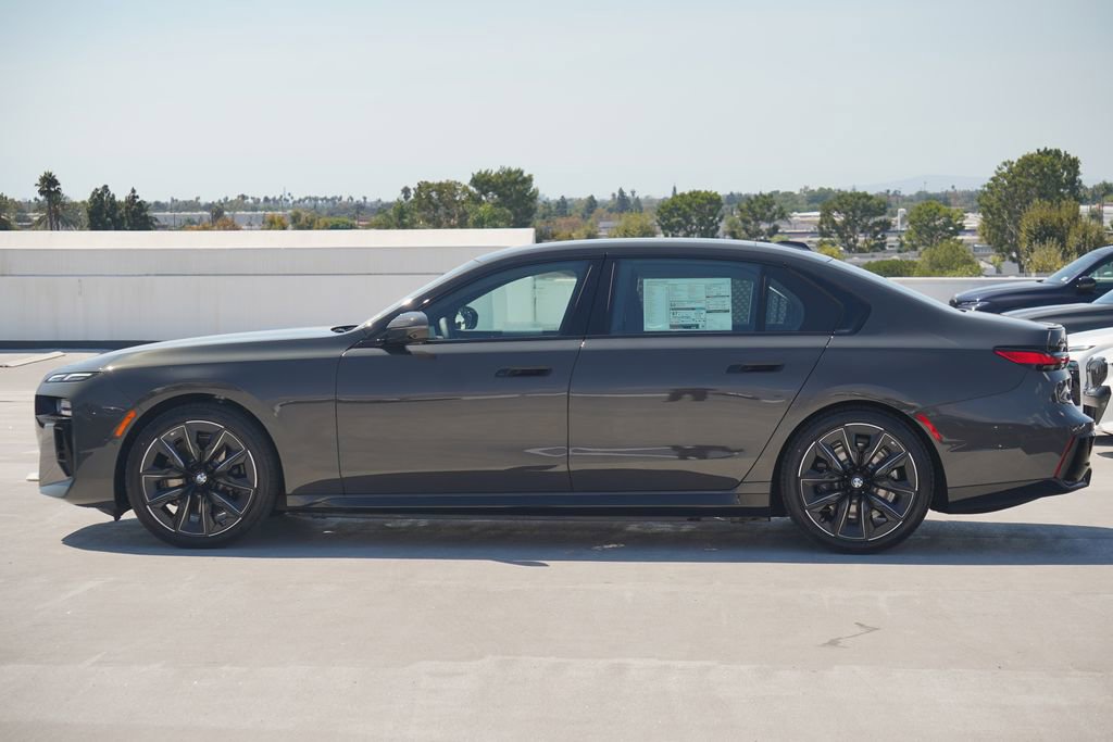 New 2026 BMW i7 eDrive50 w/ M Sport Package image 4