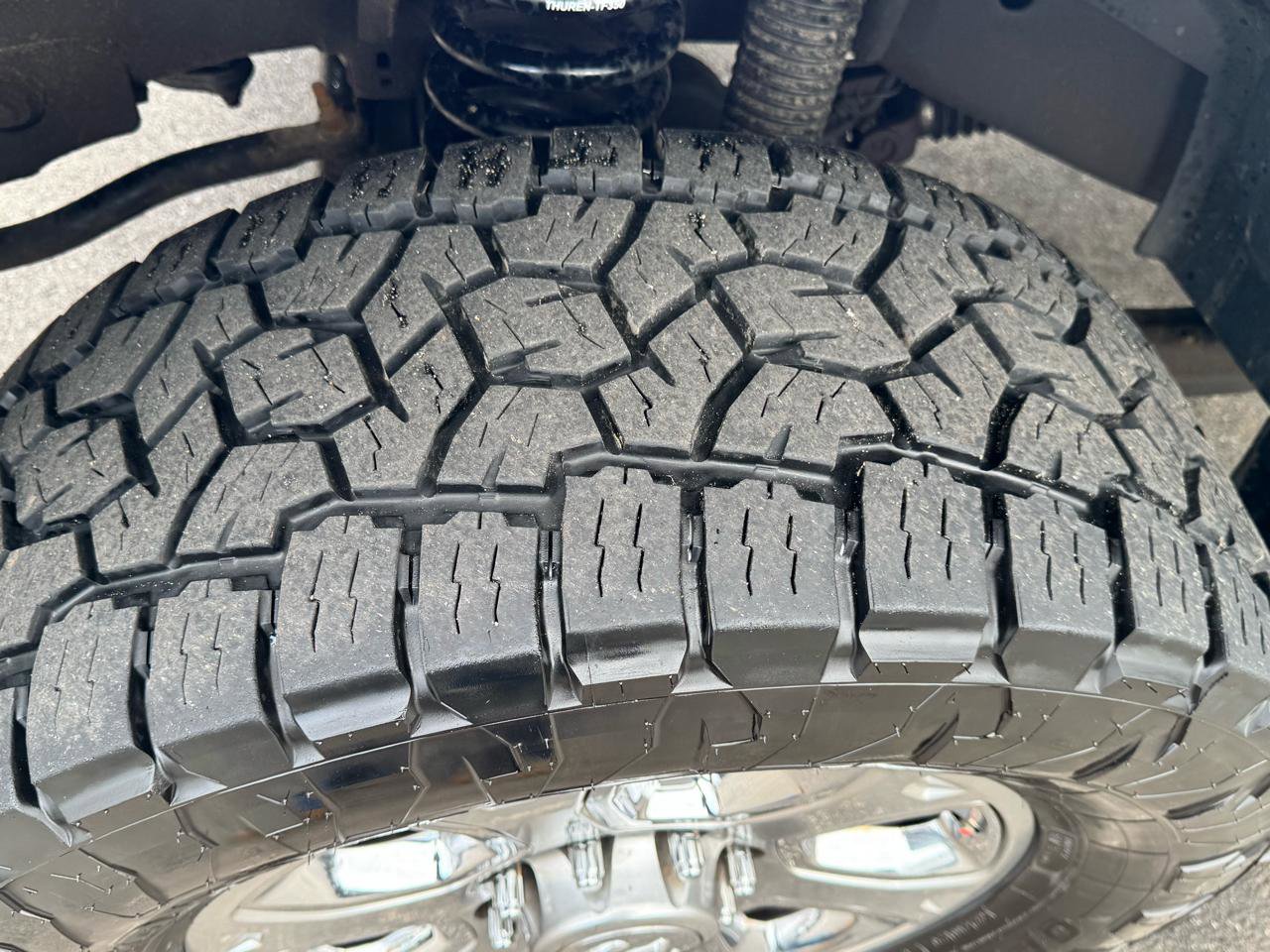 Used 2018 RAM 2500 Laramie w/ Sport Appearance Group image 13