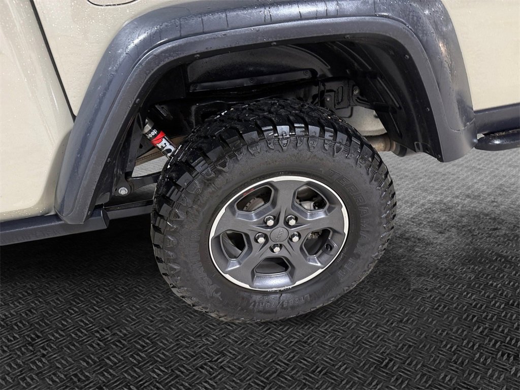 Used 2020 Jeep Gladiator Rubicon image 11