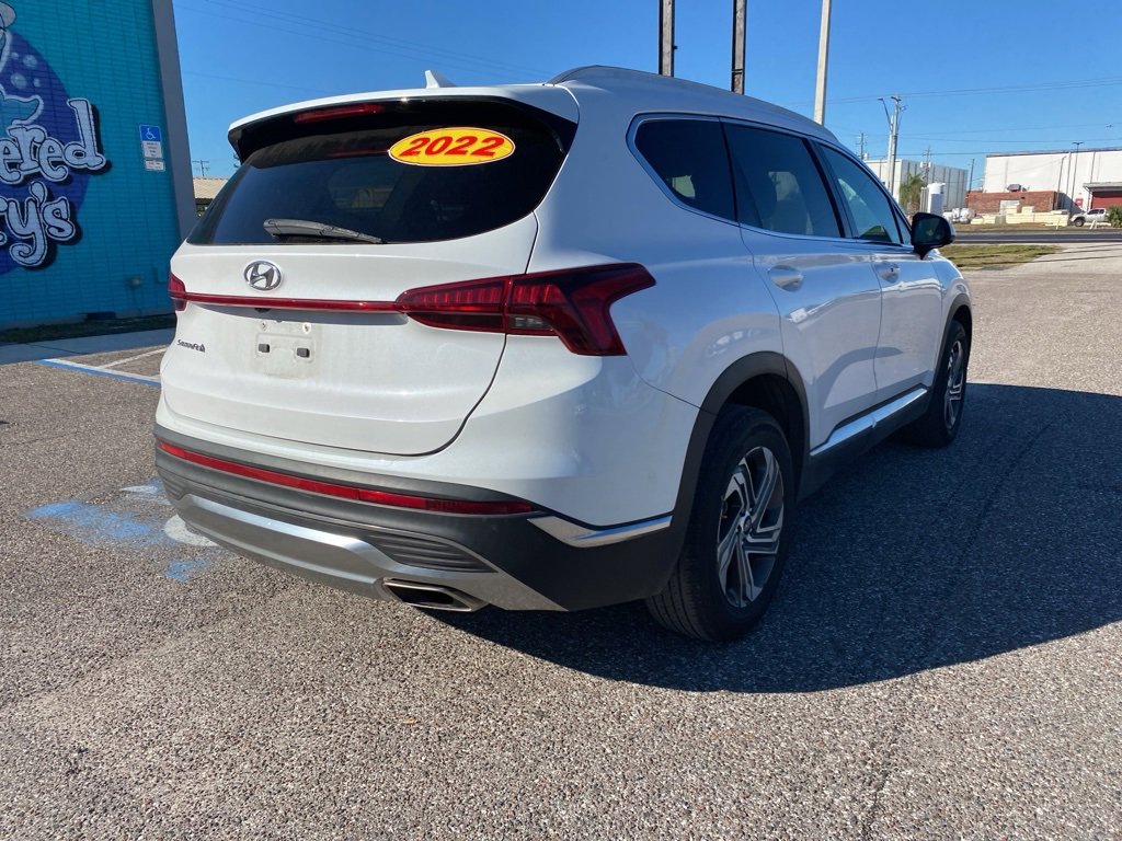 Used 2022 Hyundai Santa Fe SEL w/ Cargo Package image 3
