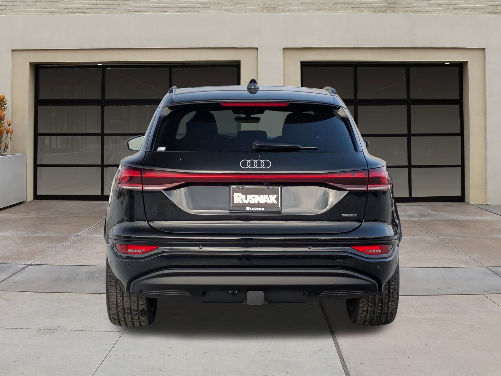 New 2025 Audi Q6 e-tron Premium Plus image 4