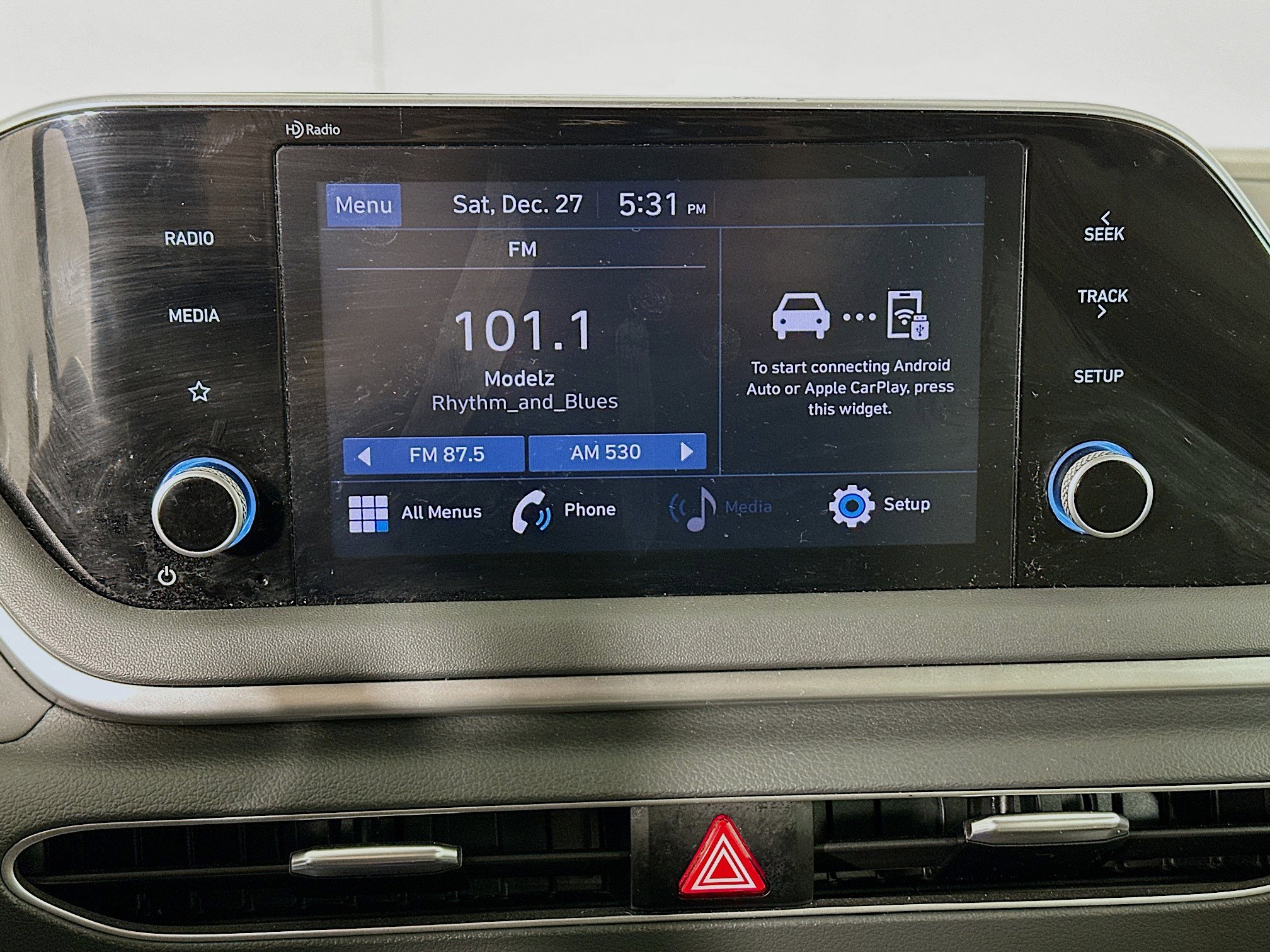 Used 2023 Hyundai Sonata SE w/ Cargo Package image 21