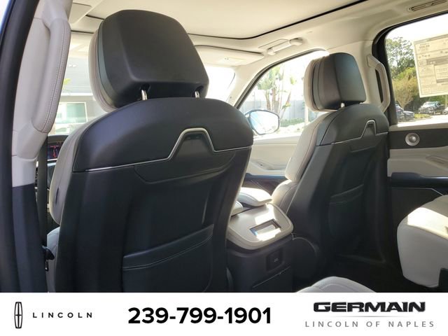New 2026 Lincoln Navigator Reserve w/ Jet Appearance Package image 21
