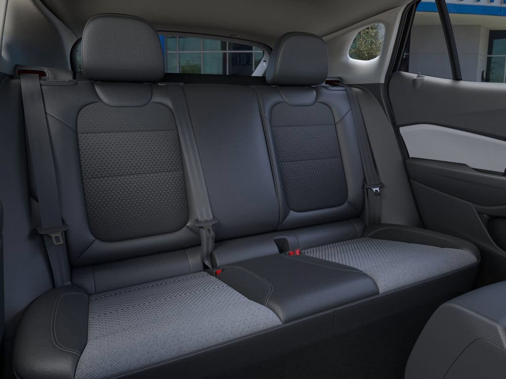 New 2026 Chevrolet Trax LT w/ Driver Confidence Package FWD image 17