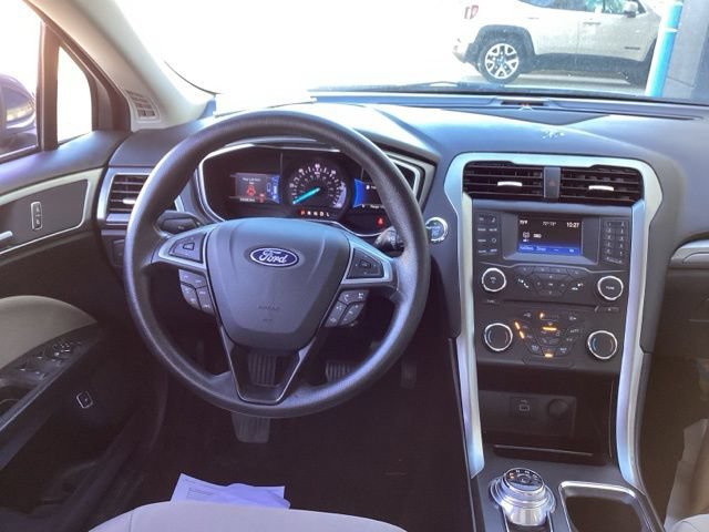 Used 2018 Ford Fusion S FWD image 16