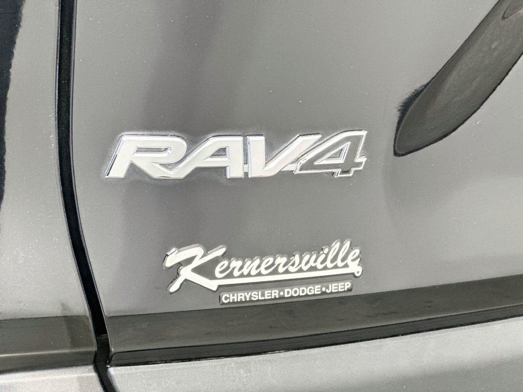 Used 2025 Toyota RAV4 LE FWD image 24
