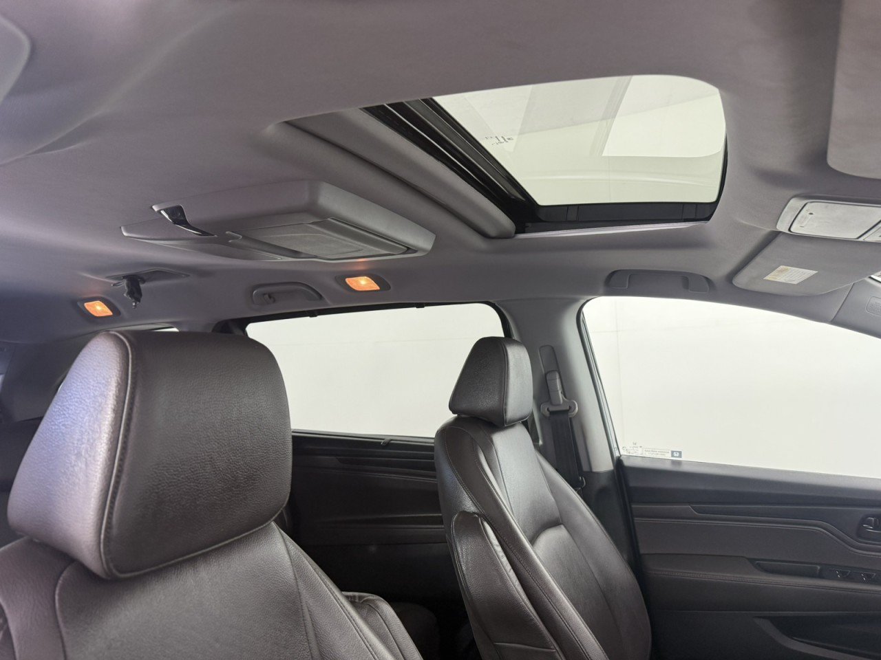 Used 2018 Honda Odyssey EX-L image 15