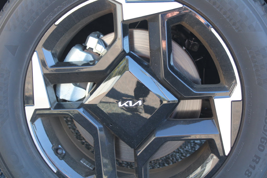 New 2027 Kia Sportage EX FWD image 18