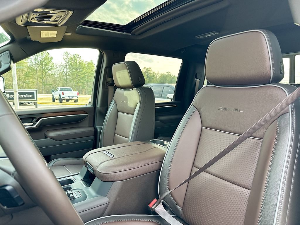 New 2026 GMC Sierra 2500 Denali w/ Denali Reserve Package image 8