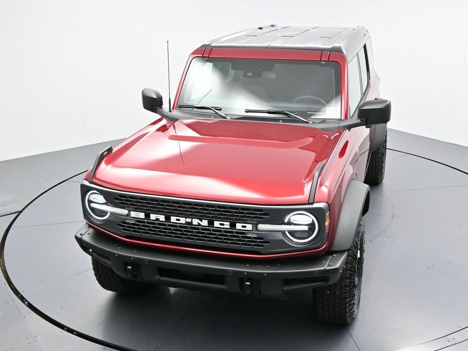 Used 2026 Ford Bronco Badlands AWD/4WD image 38