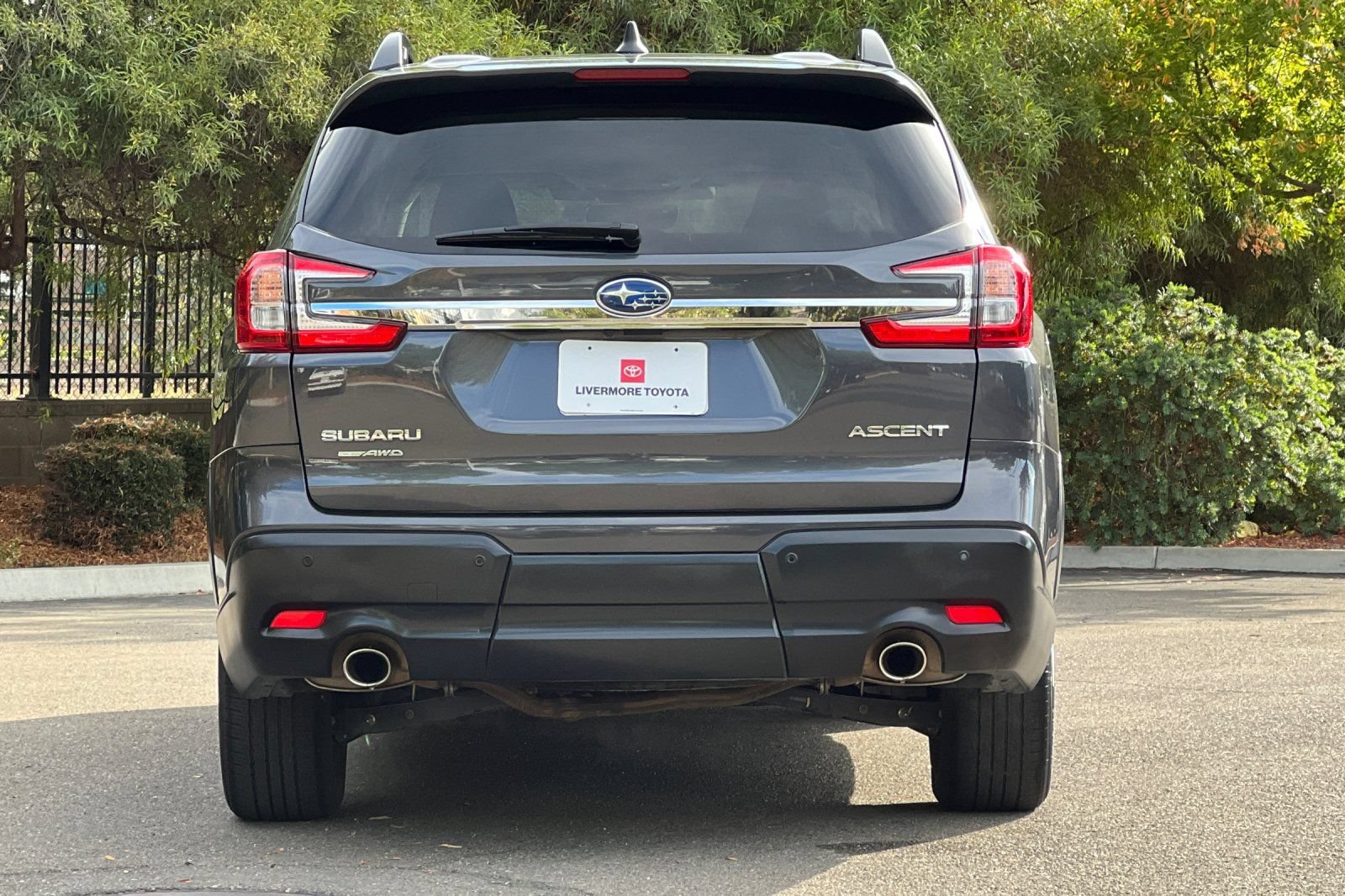 Used 2024 Subaru Ascent Premium w/ Convenience Package AWD/4WD image 5
