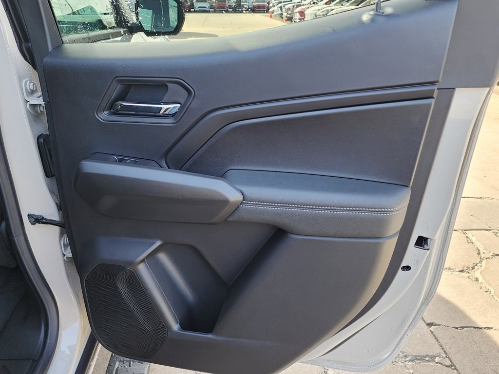 New 2026 GMC Canyon Elevation w/ Convenience Package image 40