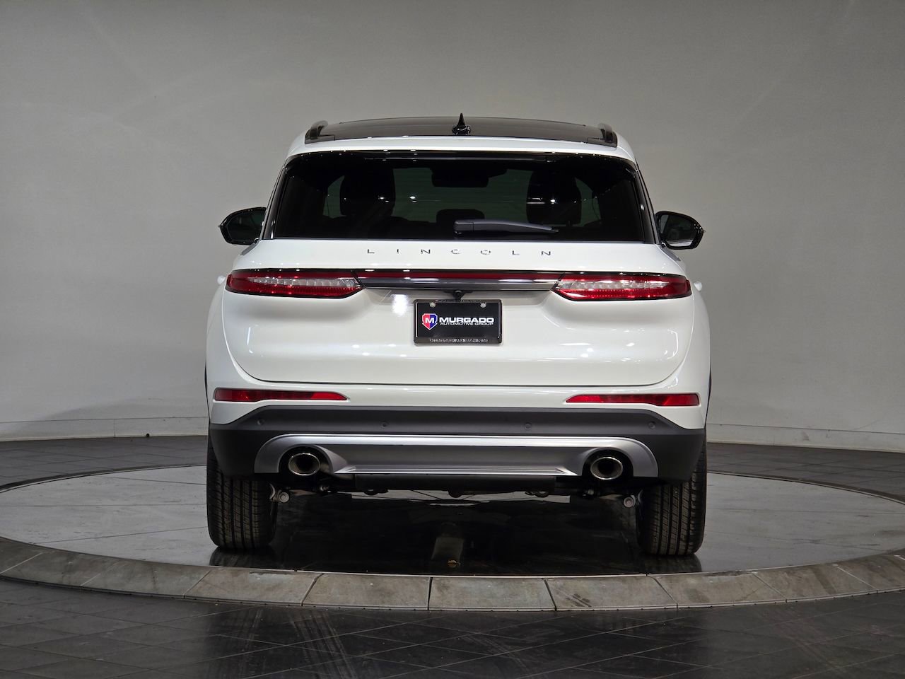 New 2026 Lincoln Corsair Reserve FWD image 8